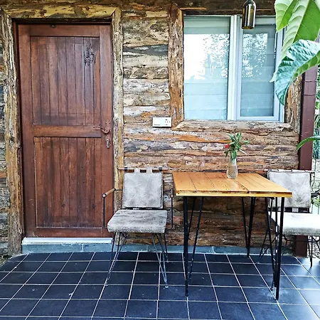 Daidala Life Bed & Breakfast *